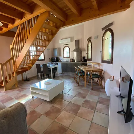 Landhaus Domaine Labatut *